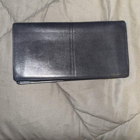 Givenchy Navy Blue Leather Wallet with Gold Logo - Picture 3 of 9